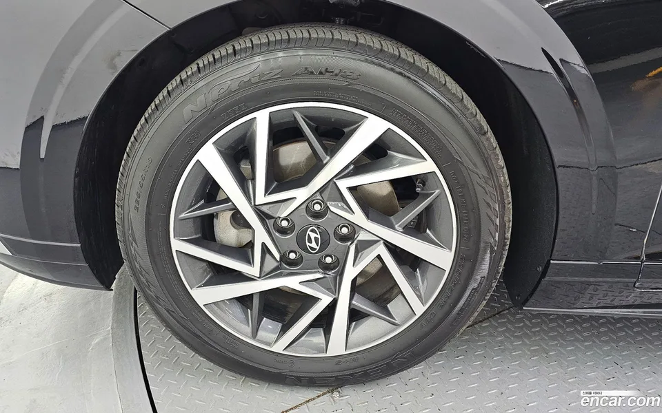 Hyundai Grandeur 2.5 2WD 2022 — миниатюра 5