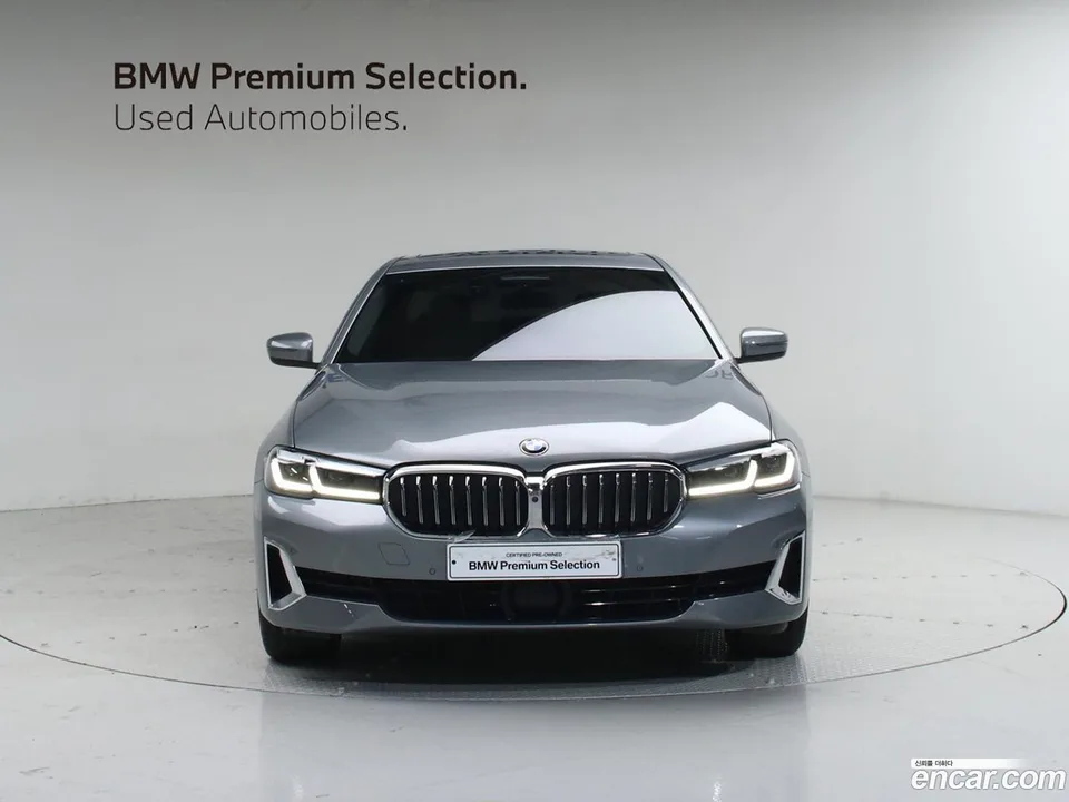 BMW 5 Series 530i 2023 — миниатюра 2