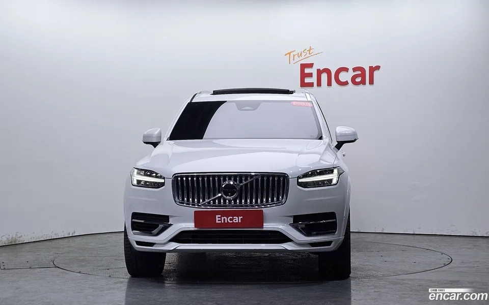 Volvo XC90 T8 2024 — миниатюра 3