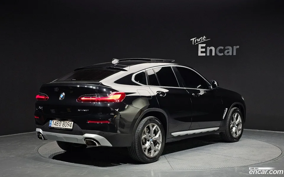 BMW X4 xDrive20i xLine 2022 — миниатюра 2