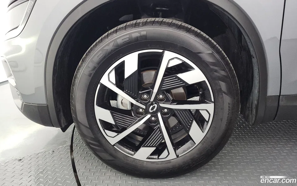 Renault Samsung QM6 2.0 LPe LE 2WD 2023 — миниатюра 5