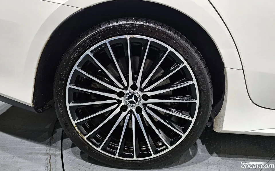 Mercedes-Benz CLS-Class CLS450 4MATIC AMG Line 2022 — миниатюра 5
