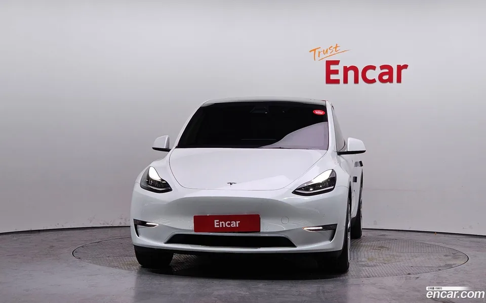 Tesla Model Y AWD 2022 — миниатюра 3