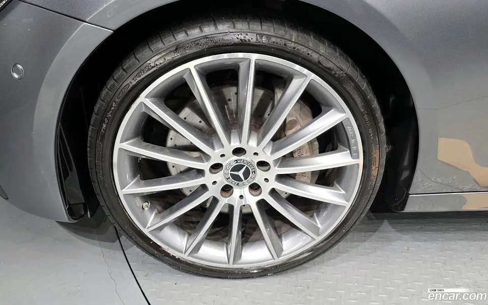 Mercedes-Benz E-Class E350 4MATIC AMG Line 2022 — миниатюра 5