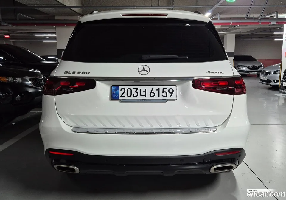 Mercedes-Benz GLS-Class GLS580 4MATIC 2024 — миниатюра 4