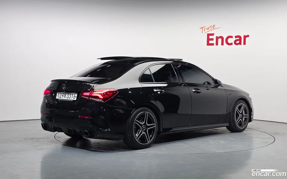 Mercedes-Benz A-Class AMG A35 4MATIC 2022 — миниатюра 2
