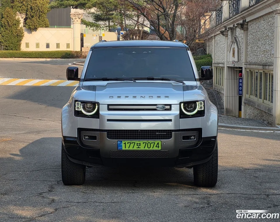 Land Rover Defender 130 P400 X- HSE 2024 — миниатюра 3