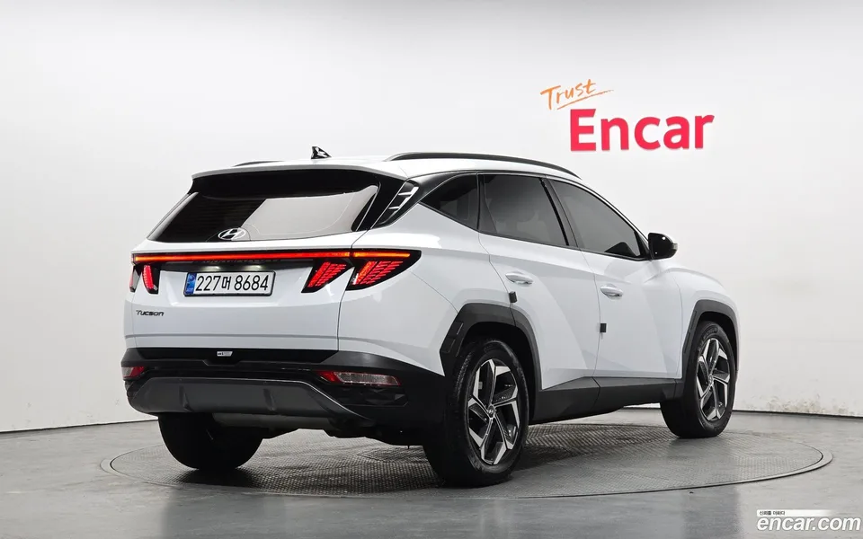 Hyundai Tucson 1.6 2WD 2022 — миниатюра 2