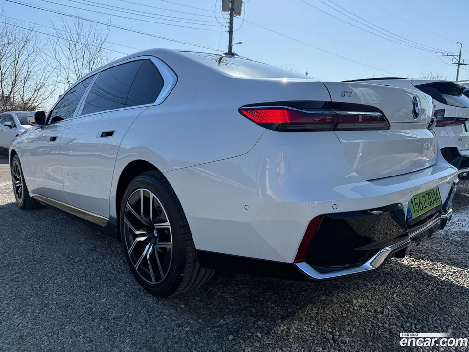 BMW i7 eDrive 50 M 2026 — миниатюра 5