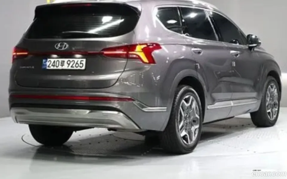 Hyundai Santa Fe HEV 1.6 2WD 2023 — миниатюра 2