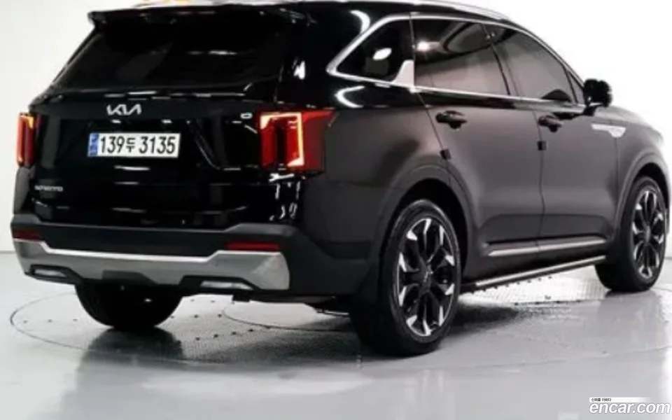Kia Sorento 2.5T 2WD 2023 — миниатюра 2