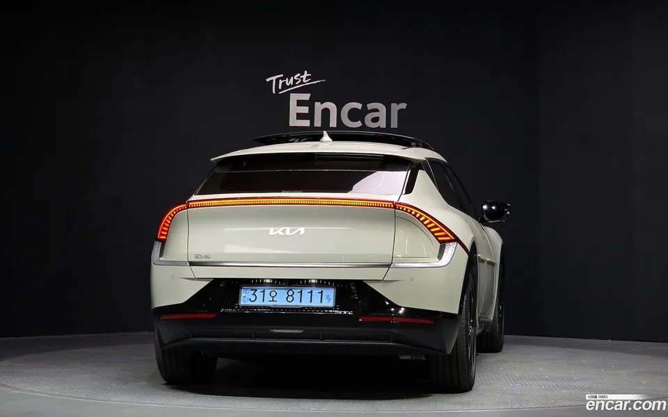 Kia EV6 2022 — миниатюра 4
