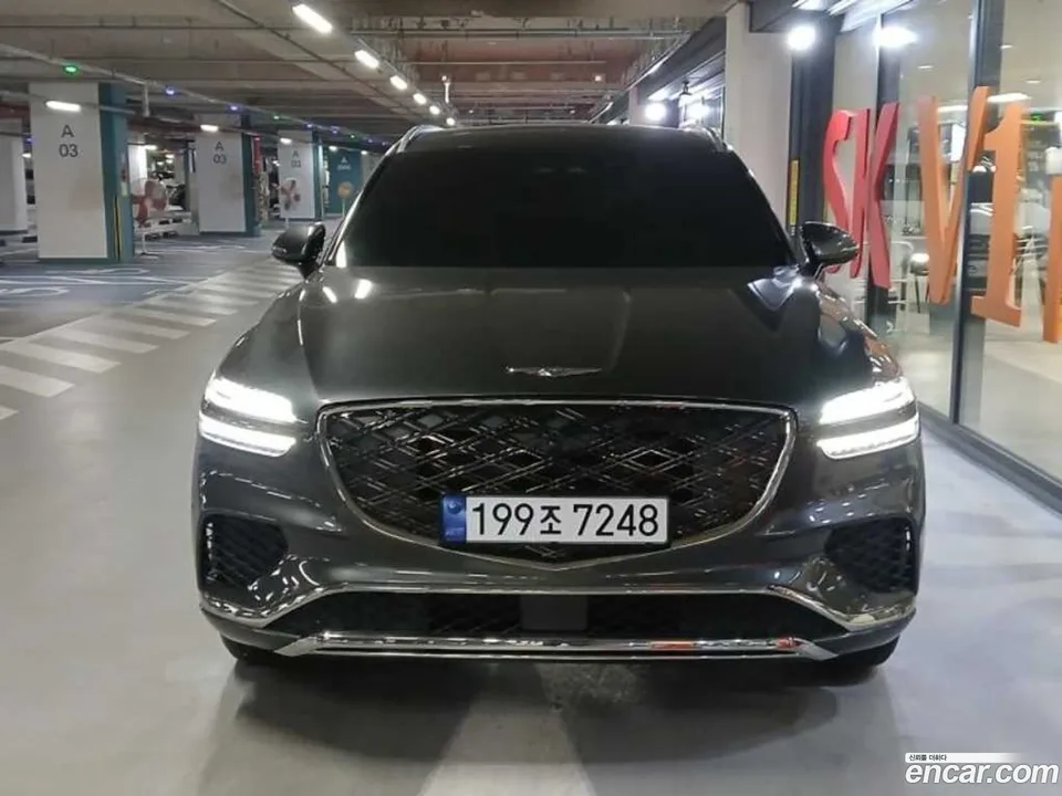 Genesis GV70 2.5T AWD 2025 — фото 1, купить с доставкой в Москву