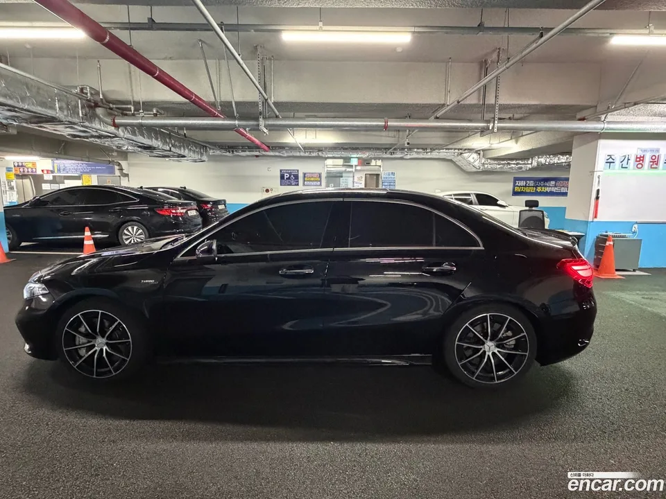 Mercedes-Benz A-Class AMG A35 4MATIC 2024 — миниатюра 4