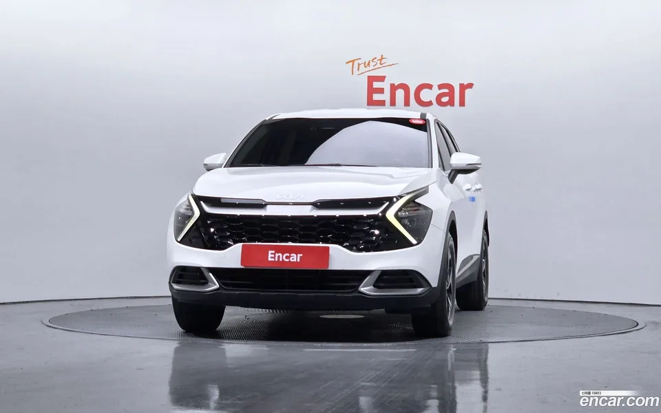 Kia Sportage 2.0 2WD 2022 — миниатюра 3