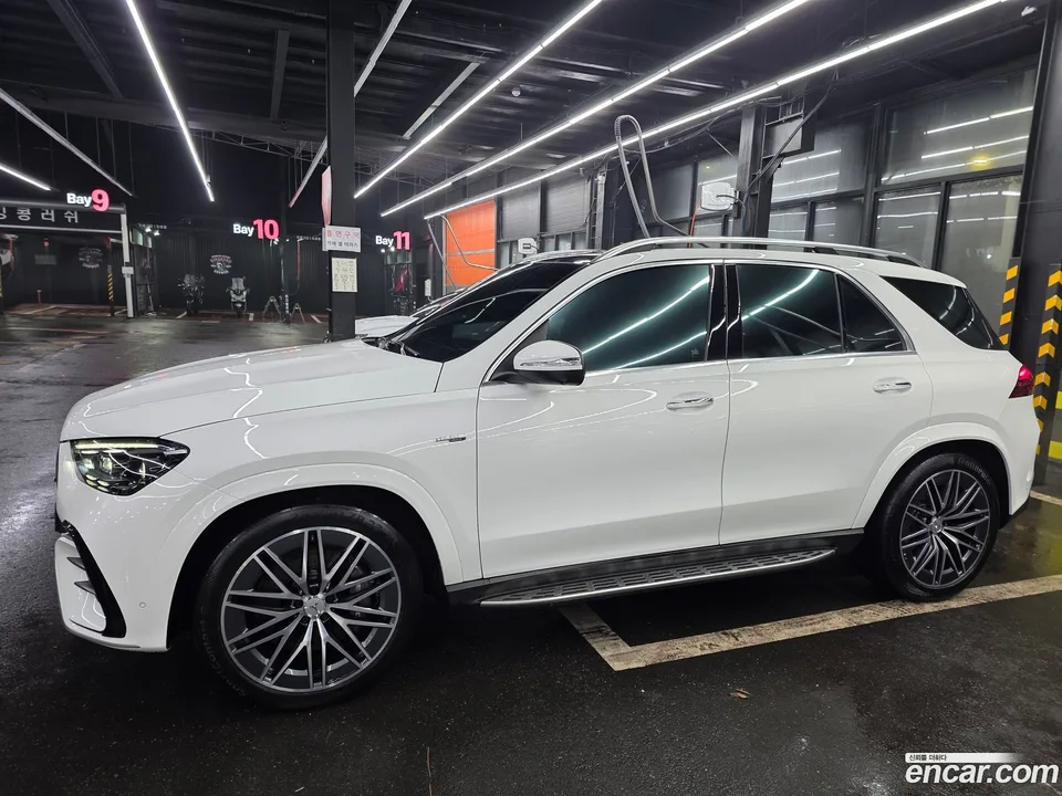 Mercedes-Benz GLE-Class AMG GLE53 4MATIC+ 2024 — миниатюра 3