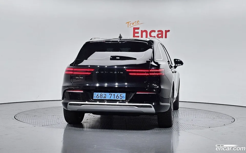 Genesis Electrified GV70 e-AWD 2022 — миниатюра 4