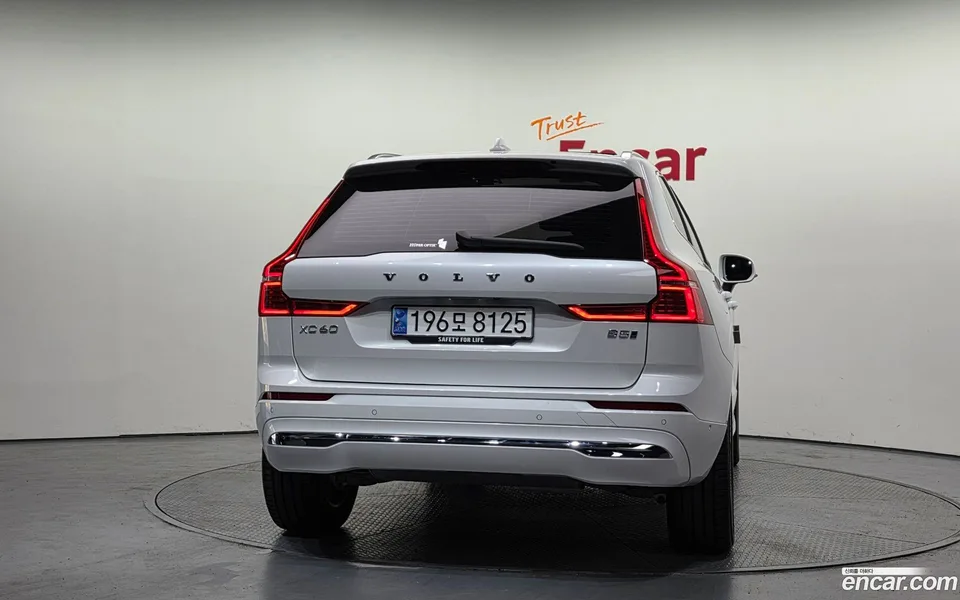Volvo XC60 B5 2023 — миниатюра 4