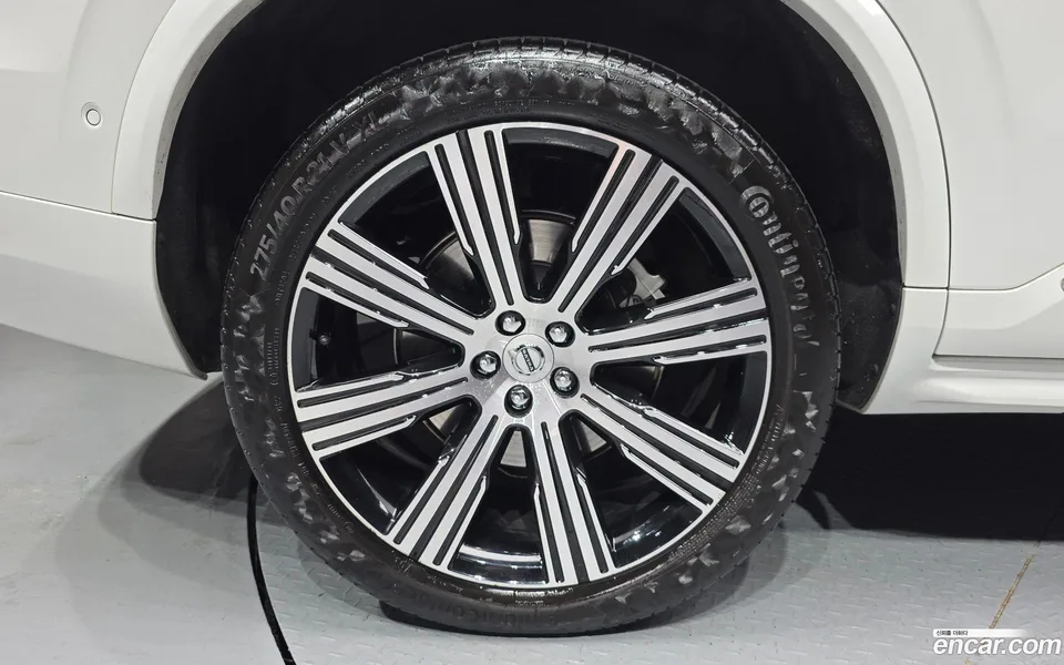 Volvo XC90 B6 2022 — миниатюра 5