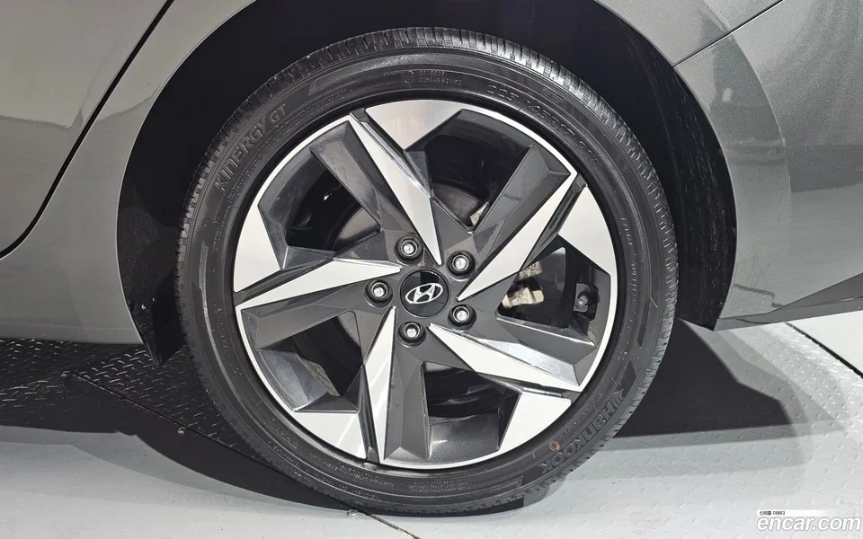 Hyundai Avante 1.6 2023 — миниатюра 5