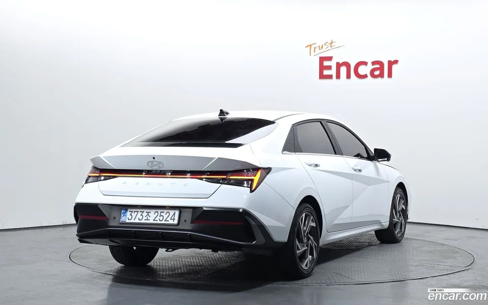 Hyundai Avante CN7 1.6 2024 — миниатюра 2