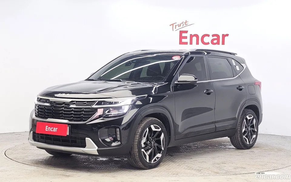 Kia Seltos 1.6 2WD 2024 — фото 1, купить с доставкой в Москву