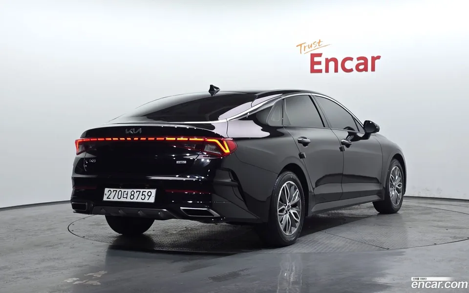 Kia K5 Hybrid 2022 — миниатюра 2