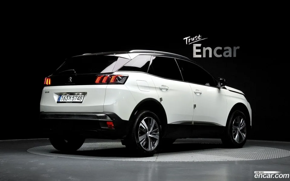 Peugeot 3008 1.2 Pure Tech 2024 — миниатюра 2