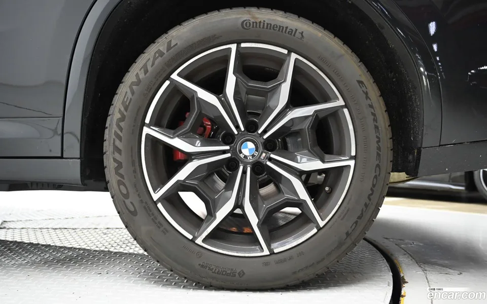BMW X4 xDrive20i M 2022 — миниатюра 5