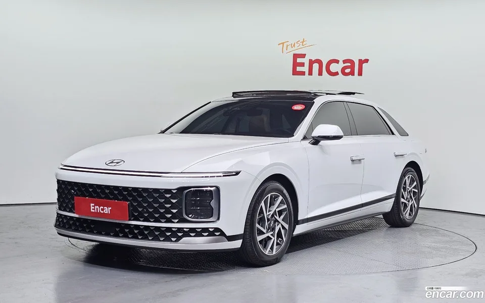 Hyundai Grandeur 2.5 2WD 2023 — фото 1, купить с доставкой в Москву