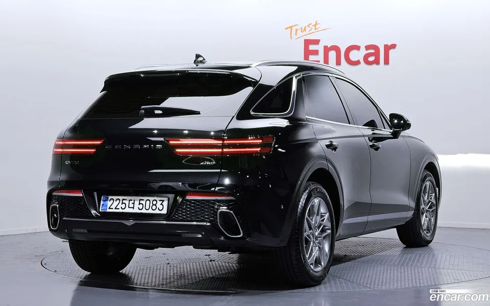 Genesis GV70 2.5T AWD 2023 — миниатюра 2