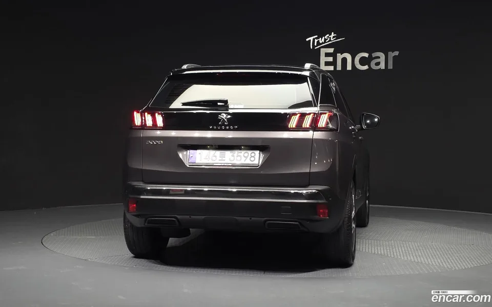 Peugeot 3008 1.2 Pure Tech 2022 — миниатюра 4