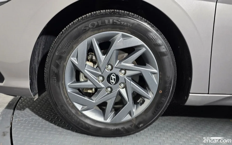 Hyundai Avante CN7 1.6 2023 — миниатюра 5