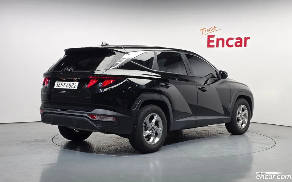 Hyundai Tucson 1.6 2WD 2023 — миниатюра 2