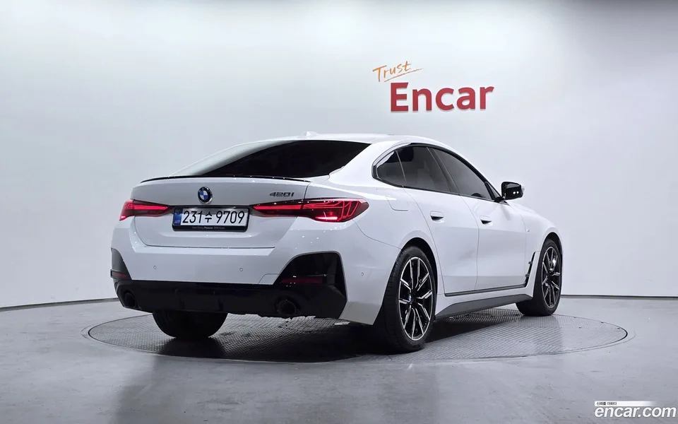 BMW 4 Series 420i M 2025 — миниатюра 2