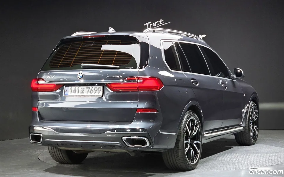 BMW X7 xDrive 40i M 6 2022 — миниатюра 2