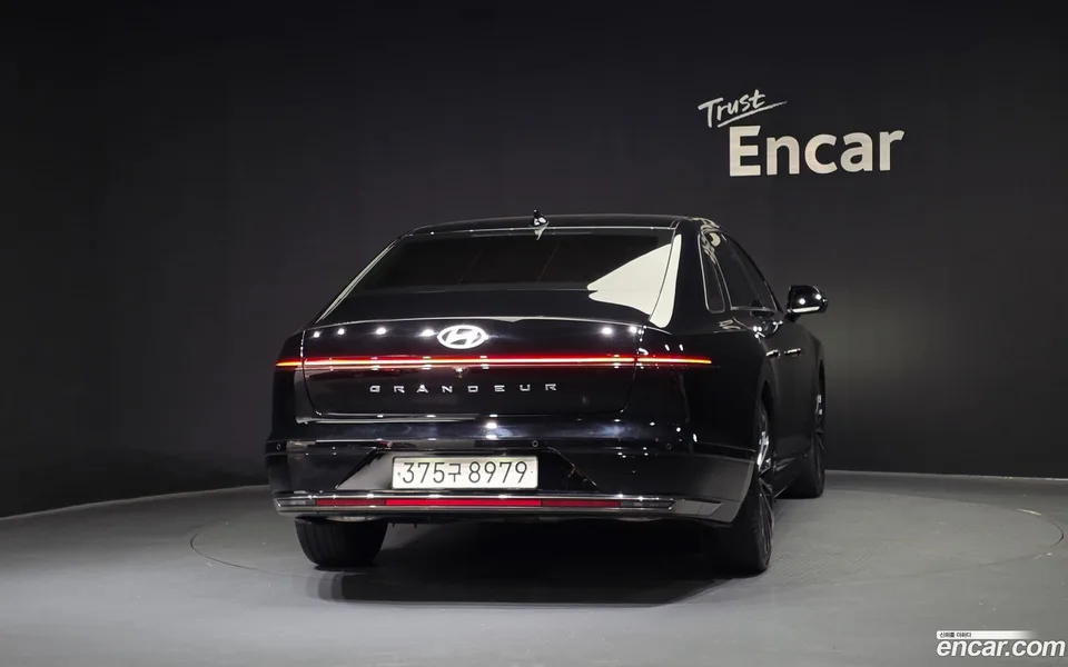 Hyundai Grandeur Hybrid 2023 — миниатюра 4