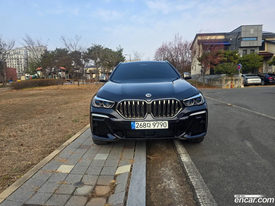 BMW X6 M50i 25 2022 — миниатюра 3