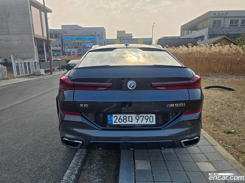 BMW X6 M50i 25 2022 — миниатюра 4