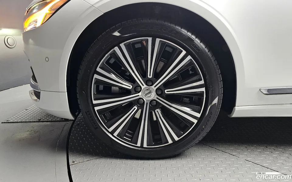 Volvo S90 B5 2022 — миниатюра 5