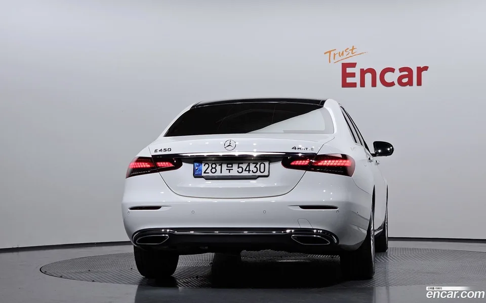 Mercedes-Benz E-Class E250 2022 — миниатюра 4