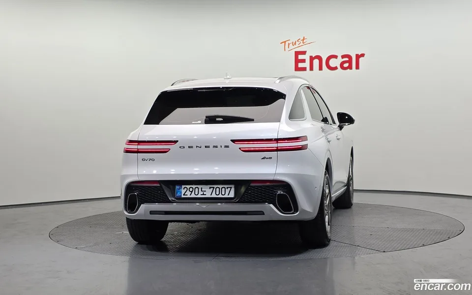 Genesis GV70 2.5T AWD 2023 — миниатюра 4