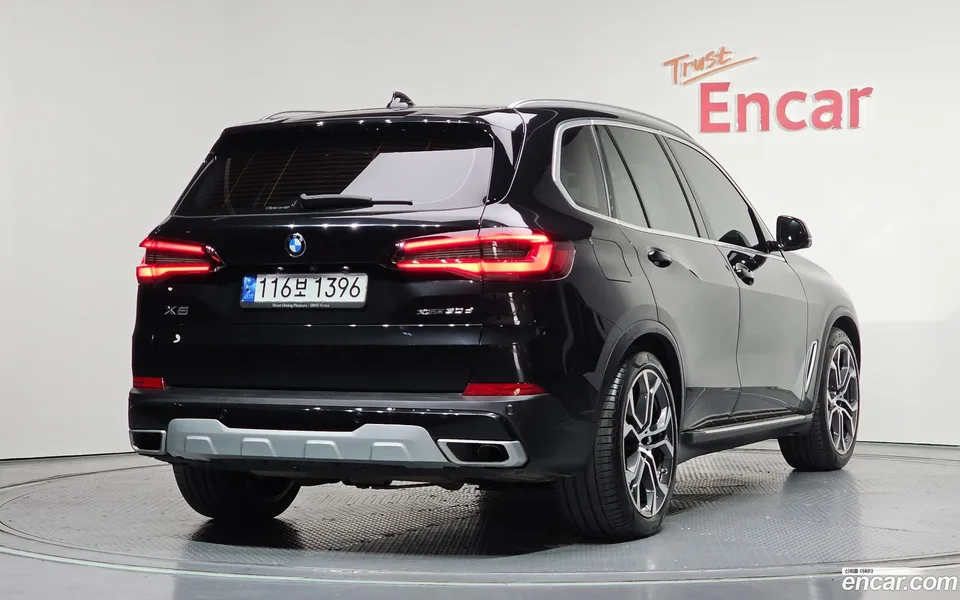 BMW X5 xDrive 30d xLine 2022 — миниатюра 2