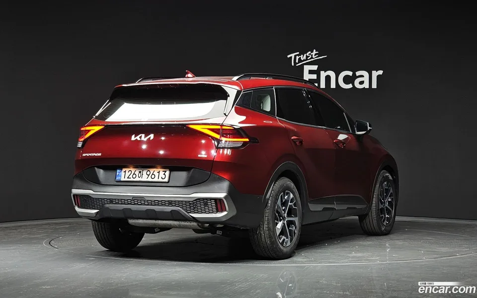 Kia Sportage Hybrid 2WD 2022 — миниатюра 2