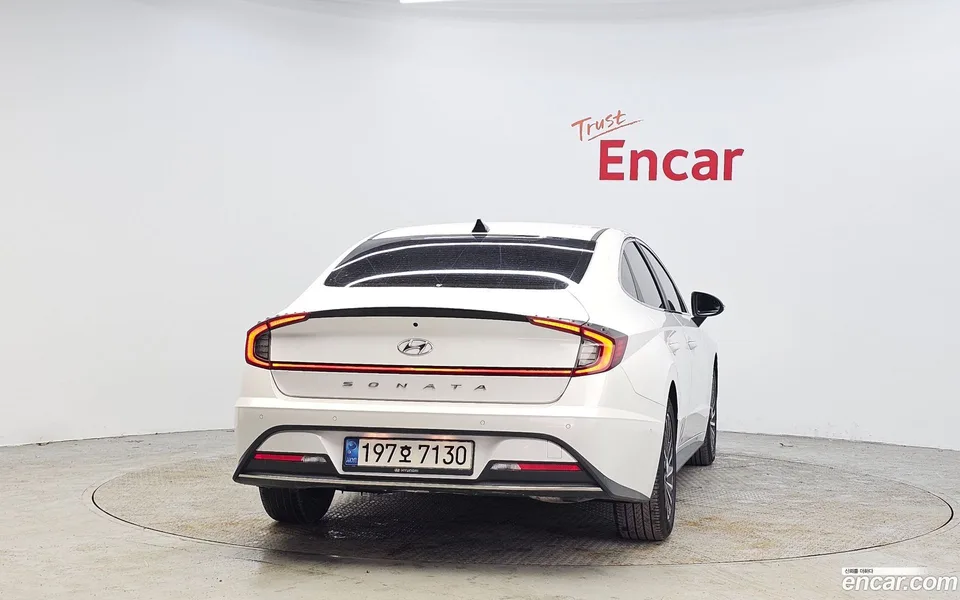 Hyundai Sonata Hybrid 2022 — миниатюра 4
