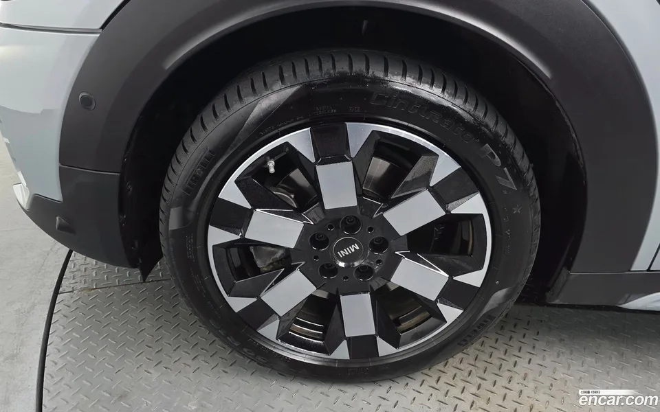 MINI Cooper S Countryman ALL4 2022 — миниатюра 5