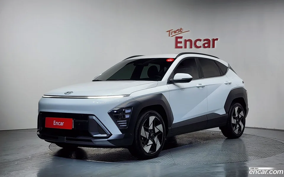 Hyundai Kona 1.6 2WD 2025 — фото 1, купить с доставкой в Москву