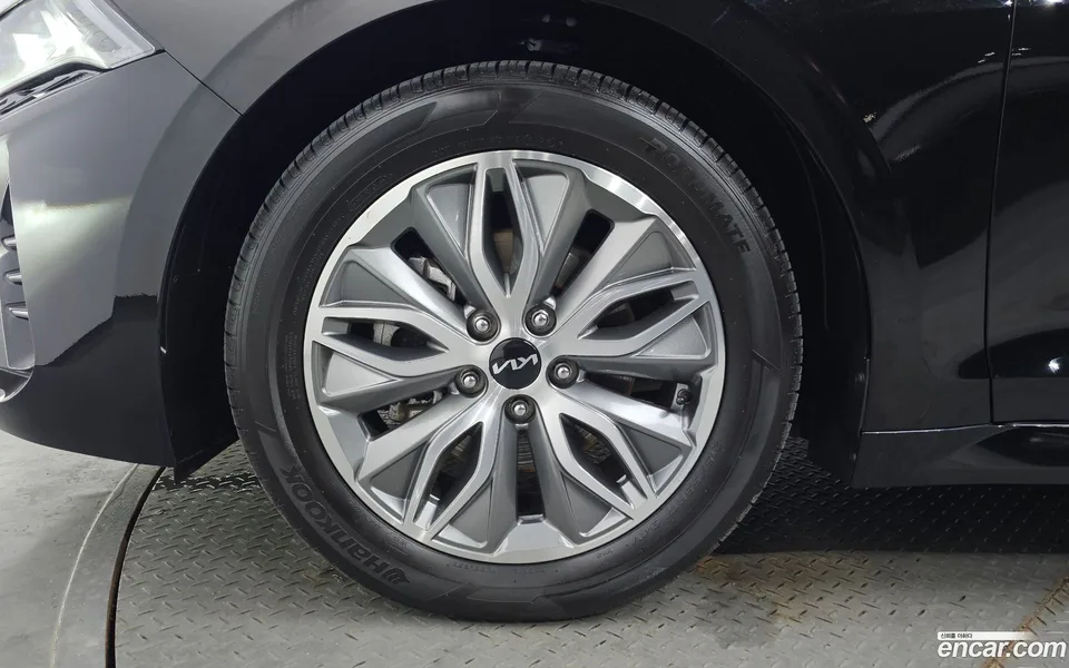 Kia K5 Hybrid 2022 — миниатюра 5