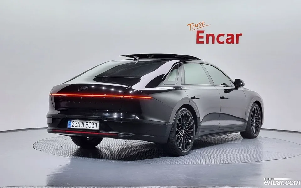 Hyundai Grandeur 3.5 2WD 2023 — миниатюра 2