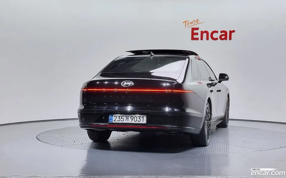 Hyundai Grandeur 3.5 2WD 2023 — миниатюра 4